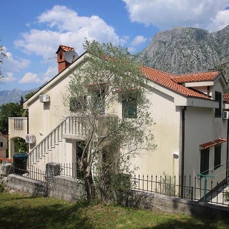 Apartmani Dijana 2 Kotor Dış mekan fotoğraf