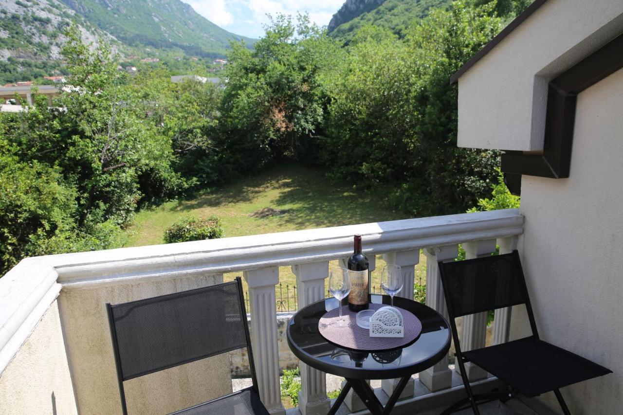 Apartmani Dijana 2 Kotor Dış mekan fotoğraf