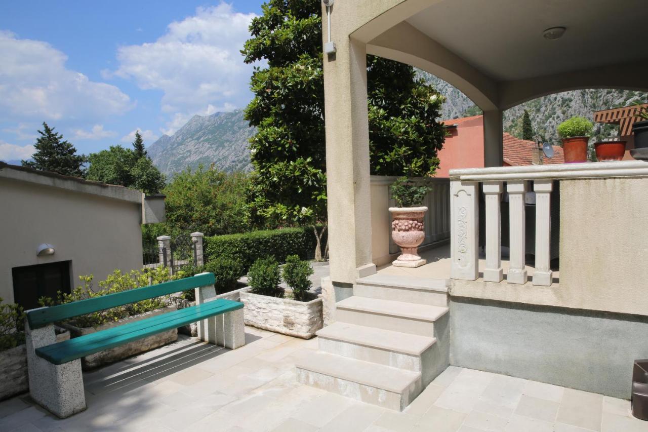 Apartmani Dijana 2 Kotor Dış mekan fotoğraf
